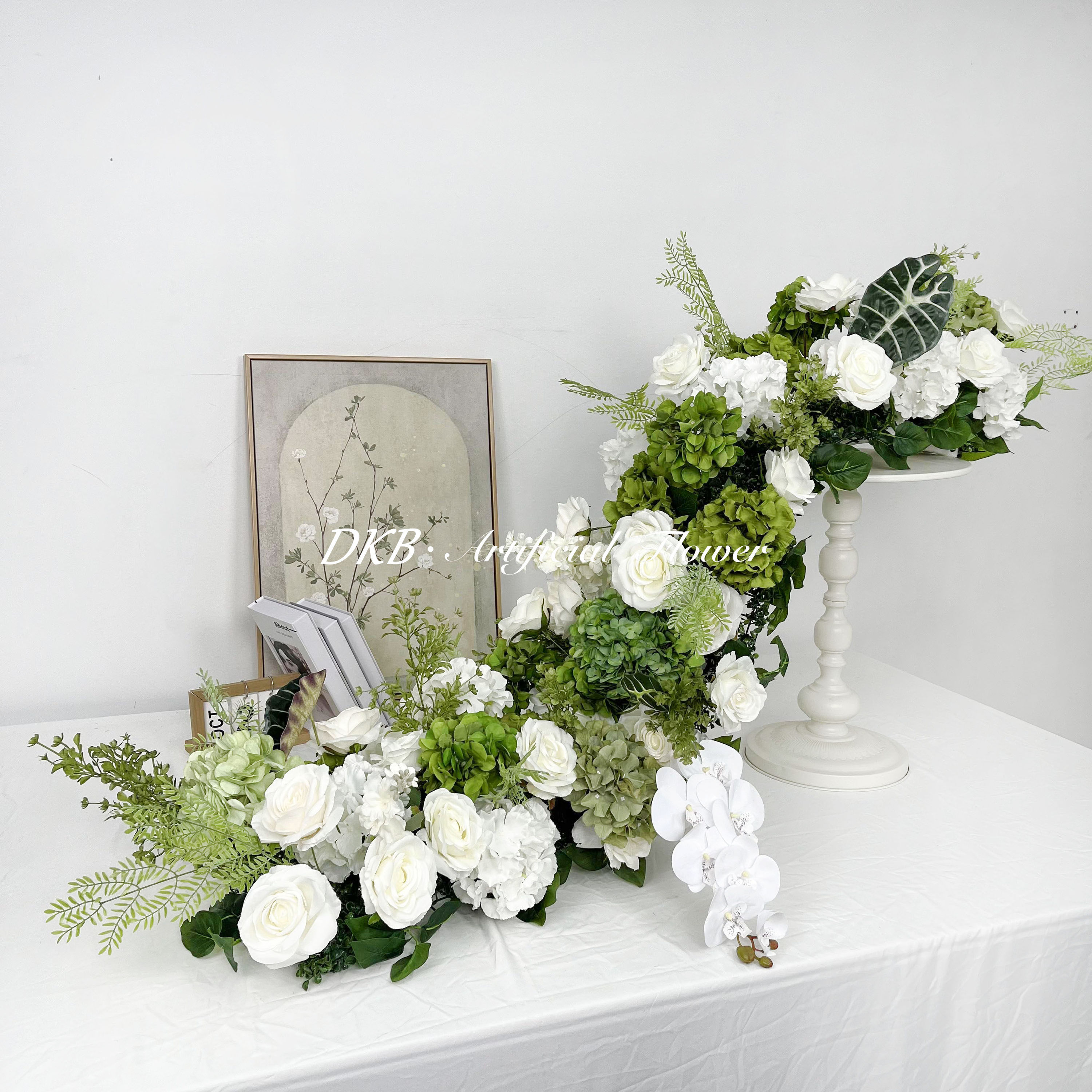 Long Table Row Roses How to Choose the Best Table Row Floral for Your Event Decor