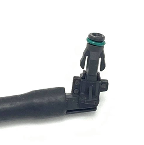 Venta al por mayor A6510700132 Conjunto de manguera de combustible Nueva línea de tubo de manguera de alimentación de suministro de combustible de nylon para Benz - Product Image 4