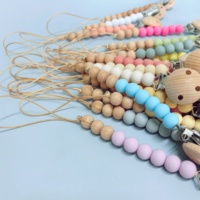 Attache-tétine artisanale 100 % silicone et perles en bois avec cordon pour garçons et filles, cadeau pour bébés de 0 à 12 mois