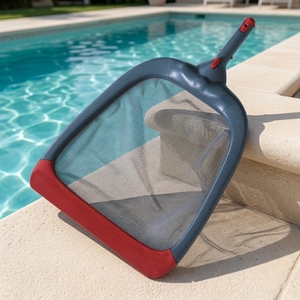 Épuisette de <span class=keywords><strong>piscine</strong></span> de luxe 58 cm avec filet à feuilles, bouton facile et bande de nettoyage souple - Product Image 2