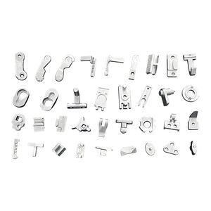 热销金属零件原型汽车零件铝锌压铸件应用砂型 - Product Image 1