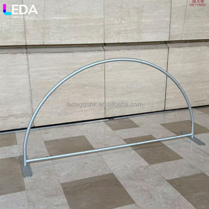Arche métallique semi-circulaire détachable en alliage d'aluminium LEDA, beige, pour événements et mariages – Nouvelle collection en promotion - Product Image 3