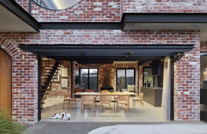 Motor de <span class=keywords><strong>puerta</strong></span> de garaje plegable con acabado de aleación de aluminio con aislamiento de placa completa moderno personalizado de una pieza - Product Image 2