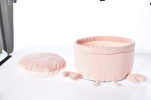 Adorable Cama para Mascotas con Forma de Cangrejo Rosa, Cojín de Felpa Suave, Cómoda Cueva para Dormir para Gatos - Product Image 3
