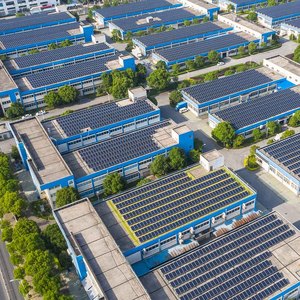 Sistema Híbrido de Red de 20kW que Ofrece Suministro Eléctrico Confiable Mediante el Equilibrio entre la Energía Autogenerada y la Respaldo de la Red - Product Image 3