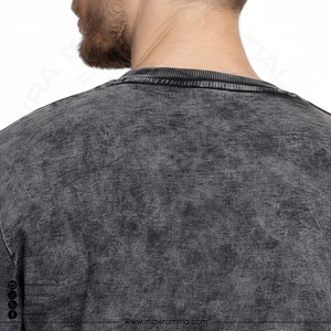 T-shirt Homme Vintage Délavé à l'Acide, Coupe Oversize Épaules Tombantes, Manches Courtes, 100% Coton Jersey, Tissu Écologique, Logo Personnalisé, Qualité Supérieure - Product Image 1