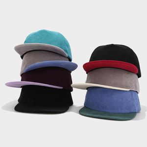 Vente en gros Chapeau hip-hop mode automne hiver de haute qualité Chapeau snapback bicolore en velours côtelé à bord plat avec bande en cuir - Product Image 1
