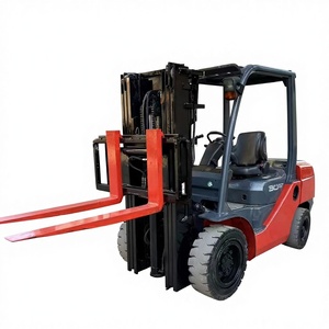 Mini Montacargas Toyota Usado de 3 Toneladas, Modelo FD30, Diésel, Japonés, con Motor - Product Image 1