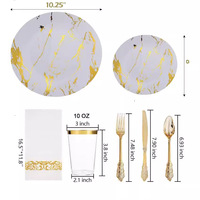 Ensemble de vaisselle jetable écologique en plastique, design élégant, 7,5 et 10,25 pouces, comprenant gobelet, couteau, fourchette, cuillère et serviette, motif marbre blanc et or