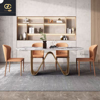 Meubles de salle à manger de luxe pour la maison, table à manger moderne en marbre, table à manger en métal design créatif pour villa