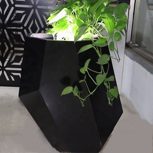<span class=keywords><strong>Pot</strong></span> de fleurs polygonal en découpe laser pour jardin, vente en gros, pots et jardinières décoratifs polygonal pour jardin extérieur - Product Image 1