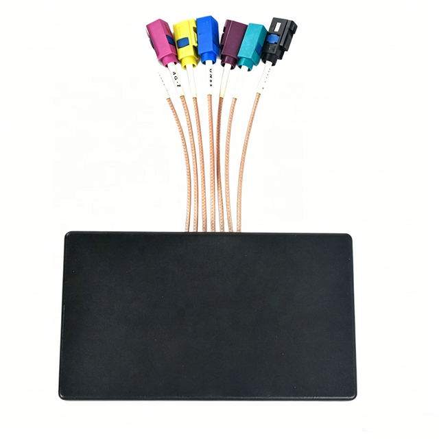 Waterproof Combination Antenna 1575.42mhz 28dbi LTE 4G GPS GSM Combo GNSS GPS Car Antenna with Magnetic Puck