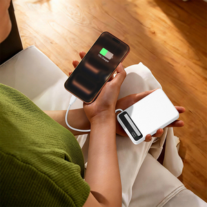 Cargador Inalámbrico Magnético Qi2.2 de 25w con <span class=keywords><strong>Batería</strong></span> de Estado Semisólido de 10000mAh, Soporte Oculto de Aleación de Aluminio y Cable Integrado - Product Image 4