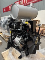 Moteur diesel d'origine Dongfeng Cumins 4BTA3.9-C130 4 cylindres 3,9 L refroidi par eau Euro 2 pour chargeuse sur pneus et grue