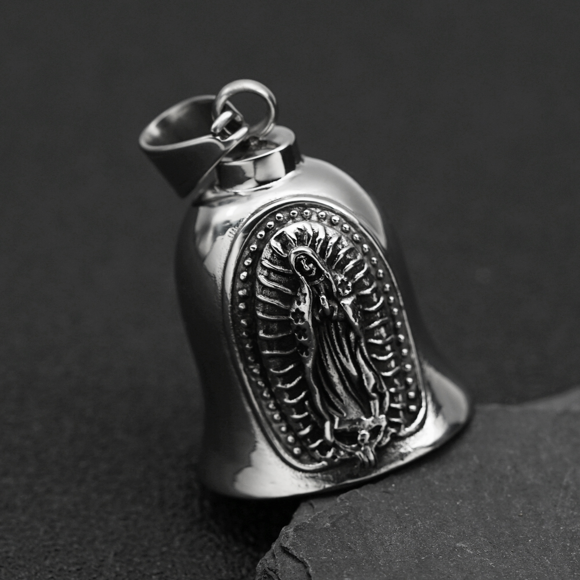 Pendentif simple en argent