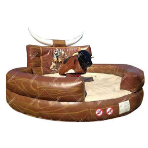 Máquina taurina inflable de toro mecánico de Rodeo comercial con colchón de arena - Product Image 2