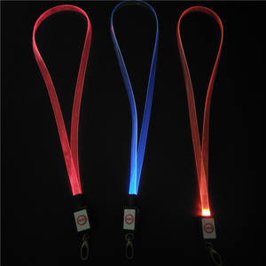 TPUネックストラップLEDライト点滅発光ハンギングコードランヤード付き - Product Image 4