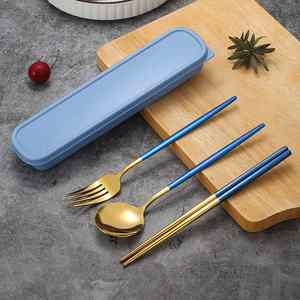 Ensemble de couverts portables en acier inoxydable de haute qualité avec logo personnalisé, couteau, fourchette, cuillère, baguettes dorées, moderne pour étudiants et bureau - Product Image 4