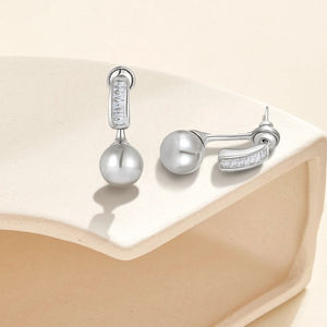 YILUN Boucles d'oreilles perles grises rondes en argent sterling 925 Boucles d'oreilles de mariage en perles de culture plaquées rhodium hypoallergéniques pour femmes - Product Image 2