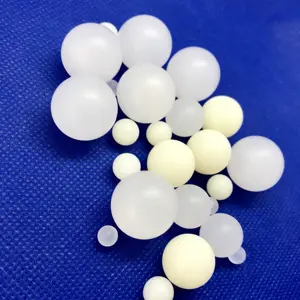 Vendita calda piccolo bianco solido PP sfere di plastica 1mm 1.588mm 2mm 3mm 4mm 5mm 6mm 8mm PP POM PTFE acrilico palla di plastica di Nylon