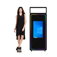 Nouveau miroir magique interactif de 70 pouces, borne photo avec caméras à vendre