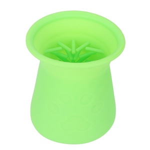 Tazza Portatile in Silicone Morbido per Pulire <span class=keywords><strong>le</strong></span> <span class=keywords><strong>Zampe</strong></span> dei Cani, Ideale per Pulizie Post-Escursione e Routine di Toelettatura Quotidiana - Product Image 4