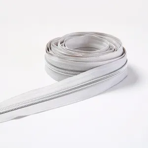 Wholesale Factory Price Custom Sustainable Nickel-Free Long No.7 Nylon Silver Long Chain Roll
