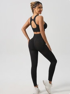 Completo Sportivo da <span class=keywords><strong>Donna</strong></span> Resistente all'Usura, Set Fitness con Effetto Push-Up 3D, Leggings e <span class=keywords><strong>Top</strong></span> Sportivi alla Moda - Product Image 6