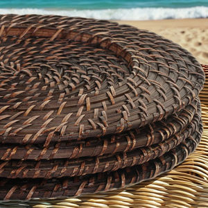 <span class=keywords><strong>Vajilla</strong></span> desechable de mimbre tejido artesanal de Vietnam, placa de cargador de borde dorado, posavasos de algas marinas, comida de paja al por mayor <span class=keywords><strong>barata</strong></span> - Product Image 4