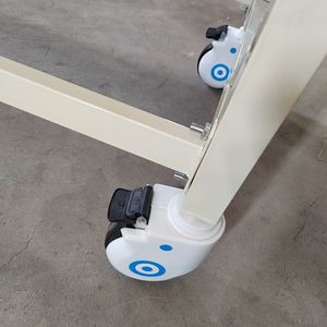 เตียงตรวจโรคเคลื่อนที่พร้อมล้อ โครงเหล็กสแตนเลส สำหรับโรงพยาบาลและสปา - Product Image 1