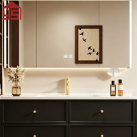 Meubles de salle de bain personnalisables en bois de noyer, durables, en bois massif, vente en gros, miroir LED anti-buée avec rangement