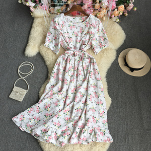 Robe décontractée à fleurs à manches courtes Robe tunique imprimée à col rond pour femmes Robe en mousseline de soie simple - Product Image 2