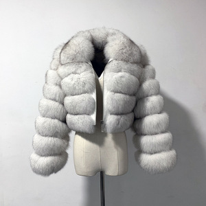 <span class=keywords><strong>Veste</strong></span> en fausse fourrure pour <span class=keywords><strong>femme</strong></span> avec accents en fausse fourrure de renard Style court avec manches à col - Product Image 1