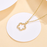 Collar de flores de plata de ley S925-Colgante de trébol de cinco hojas, diseño suave y elegante para mujer