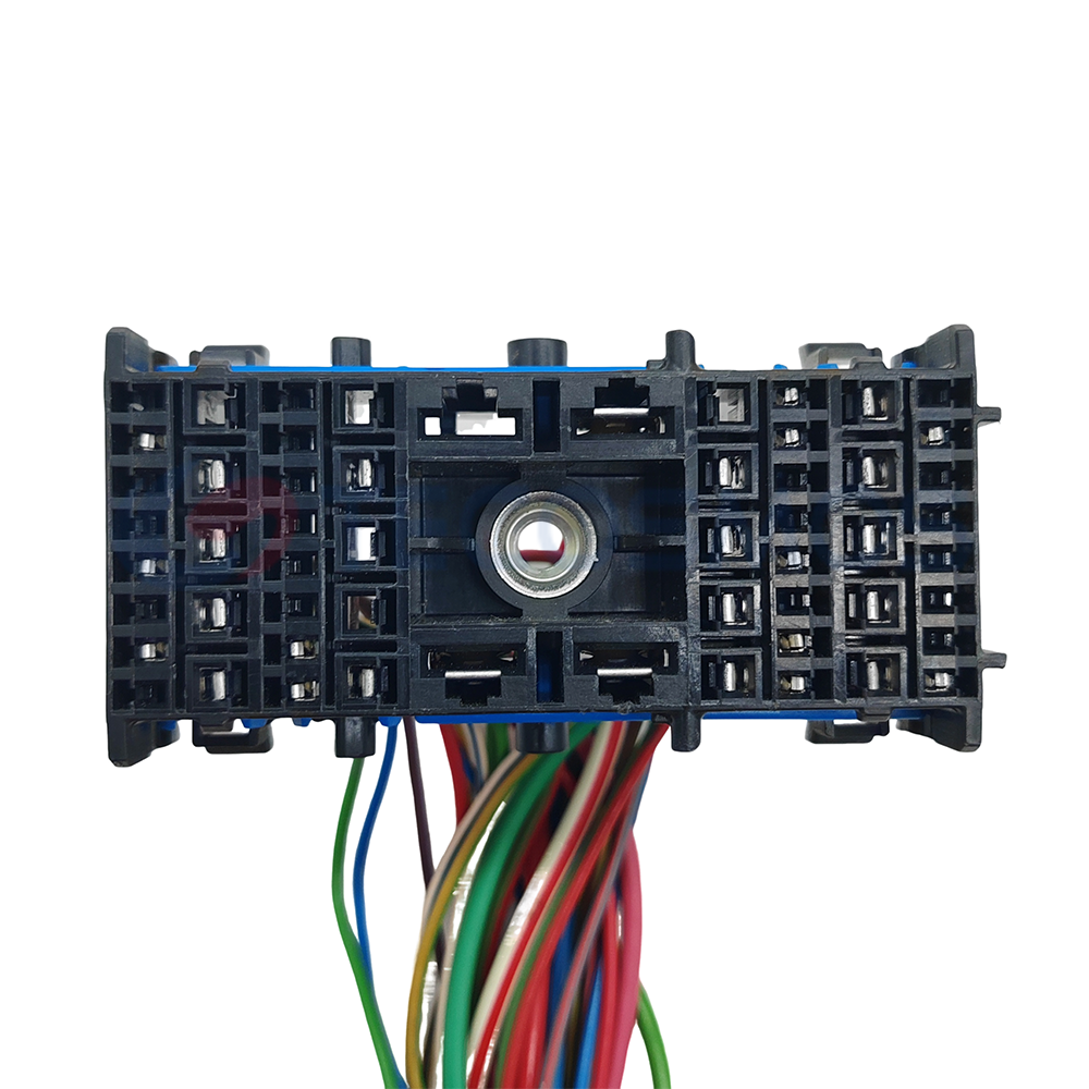 Waterproof Wire Connector Cable Harness Automotive Housing Connector Is Suitable for Buick 56Pin Female 15477822