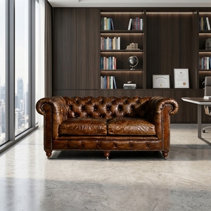 Divano Chesterfield <span class=keywords><strong>in</strong></span> Vera <span class=keywords><strong>Pelle</strong></span> Marrone Anticata Vintage OEM ODM a 2 Posti per Ufficio Dirigenziale - Product Image 4