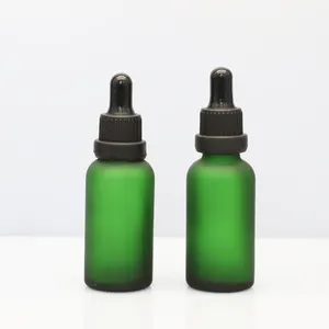 15ml 30ml 50ml 100ml Glas-Hautpflege verpackung mattgrüne Öl flasche kosmetische ätherische Öl-Tropf flasche mit Bambus verschluss