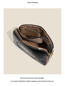 <span class=keywords><strong>Borsa</strong></span> a <span class=keywords><strong>Tracolla</strong></span>/<span class=keywords><strong>Tracolla</strong></span> Incrociata da Donna in Poliestere, Stile Cinese Retrò, Goffrata, Lucidata a Mano, con Due Cinghie, Grande Capacità e <span class=keywords><strong>Tre</strong></span> <span class=keywords><strong>Scomparti</strong></span> - Product Image 3