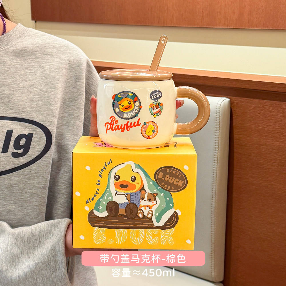 ด้ามจับสีน้ำตาล