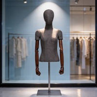 Koreanischer Stil Bekleidungsgeschäft Halbkörper-Schaufensterpuppe für Damenbekleidung FRP-Material Modell HB9 Direktverkauf ab Werk