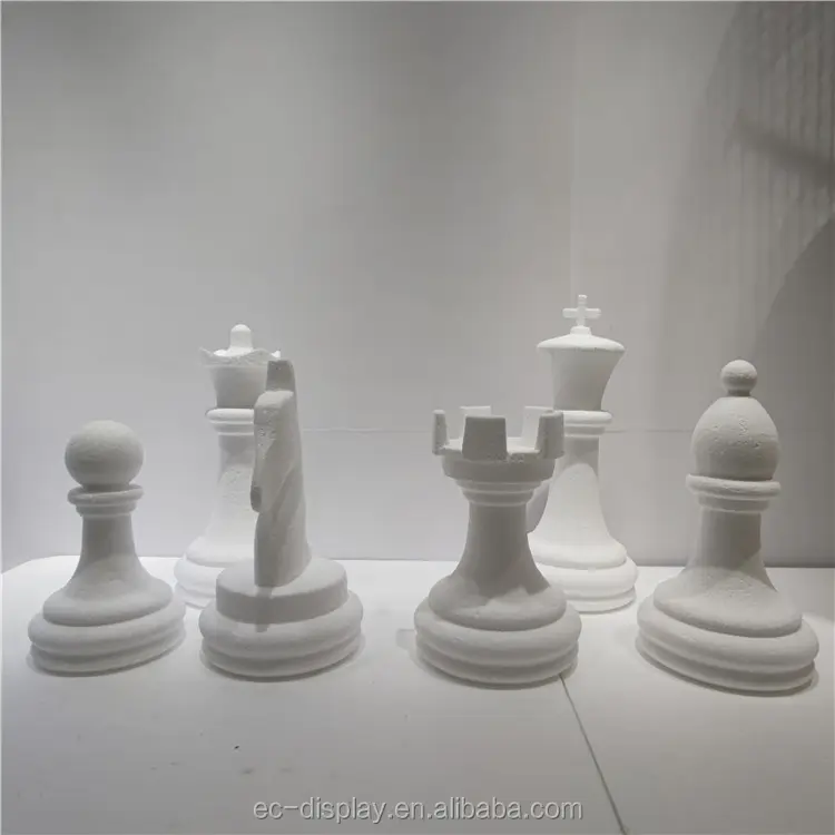 Escultura grande de fibra de vidrio, escultura de ajedrez nacional de rey y reina, piezas de ajedrez