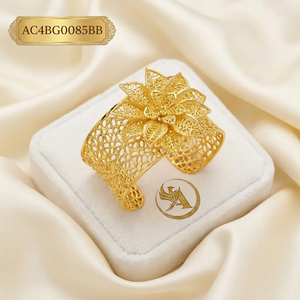 ALANKEET CREATIONS LLP, Brazalete de Diseño con Forma de Flor de Latón, Chapado en Oro Clásico, Estilo Nigeriano, para Novias - Product Image 1