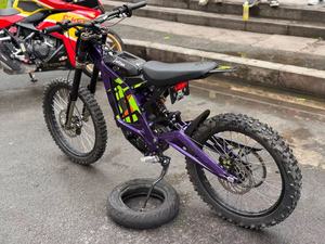 Oferta Especial en Motocicletas Usadas Light X para Adultos con Batería de Litio-Ion de 60V y Velocidad Máxima de 75km/h - Product Image 4