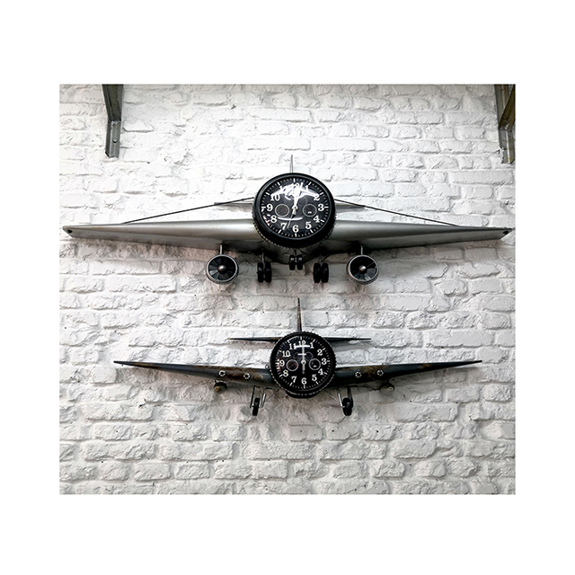 Hot Sale Retro Wrought Iron Wall Decoration Airplane Wall Hanging Clock and Watch Creative bar Antique Wall Clock Home Decor
