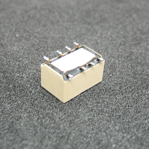 Relais de signal Ultra <span class=keywords><strong>Miniature</strong></span> HFD4/3-LSR 3V DC 250VAC / 220VDC SMD -40 °C ~ 85 °C Relais neuf et original en stock HFD4/3-LSR - Product Image 2