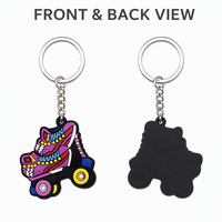 Porte-clés personnalisé en caoutchouc en forme de patin à roulettes, joli breloque en forme de chaussure de sport pour la décoration de sacs à dos, cadeau de fête, prix de gros