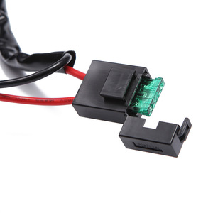 Kit de modification automobile : Bande lumineuse LED stroboscopique 12V 3M avec faisceau de câblage et interrupteur pour phares, feux de travail et projecteurs - Product Image 2