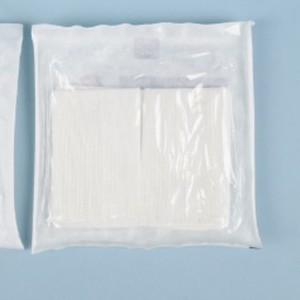 Compressas de Gasa Blancas No Estériles de 8cm x 10cm, Específicas para Traqueostomía, Apósito Portátil con Abertura en V para Cuidado de Heridas - Product Image 2