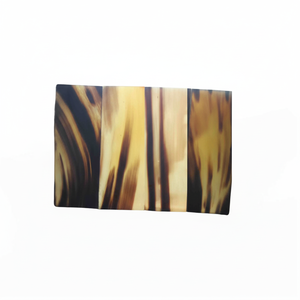 แผ่นเขาควายสีอ่อนพร้อมลายเส้นสีเข้มขัดเงาสำหรับตกแต่งบ้านอย่างมีสไตล์ - Product Image 1