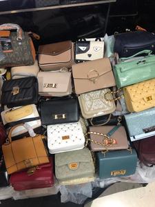 Bolsos de Mano de Diseñadores de Moda, Bolsos de Hombro Inclinados, Bolsos de Mano para Mujer, Embalaje Mixto de Alta Calidad, Entrega Aleatoria, Populares y en Oferta - Product Image 5
